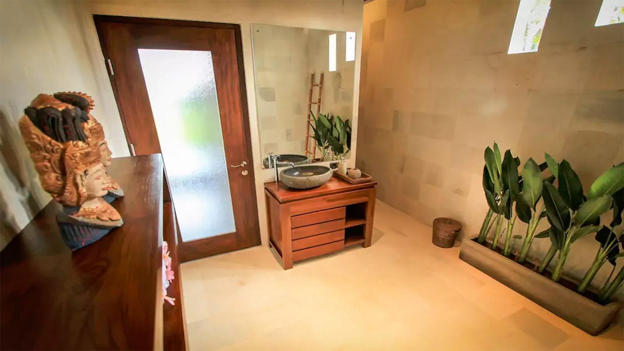 Villa Heron Ubud Exterior photo